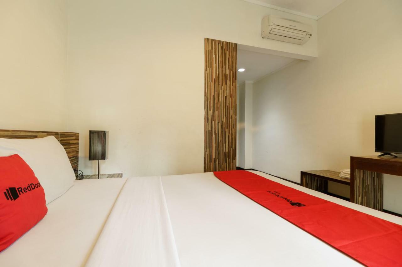 Reddoorz Plus @ Gunung Sahari 2 Jakarta Ngoại thất bức ảnh