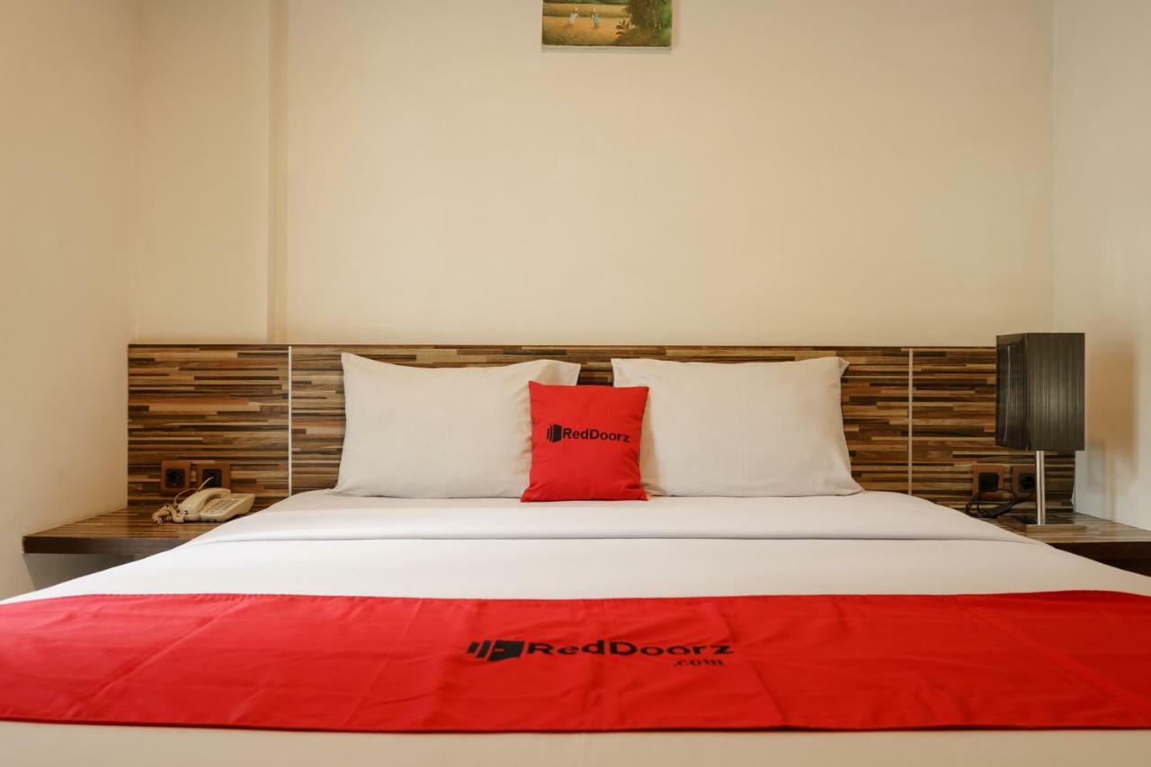 Reddoorz Plus @ Gunung Sahari 2 Jakarta Ngoại thất bức ảnh